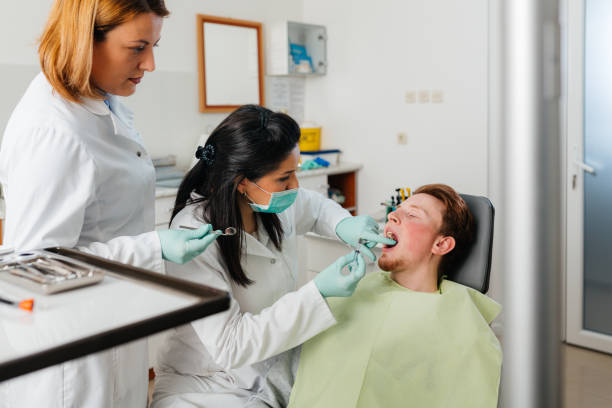 Best Emergency Tooth Extraction in Brandenburg, KY